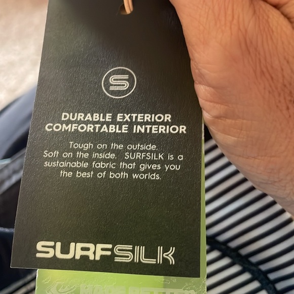 NWT Quick Silver board shorts size 27 youth - Picture 6 of 7